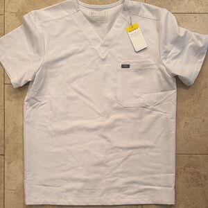 Figs Men's Classic White Scrub Top